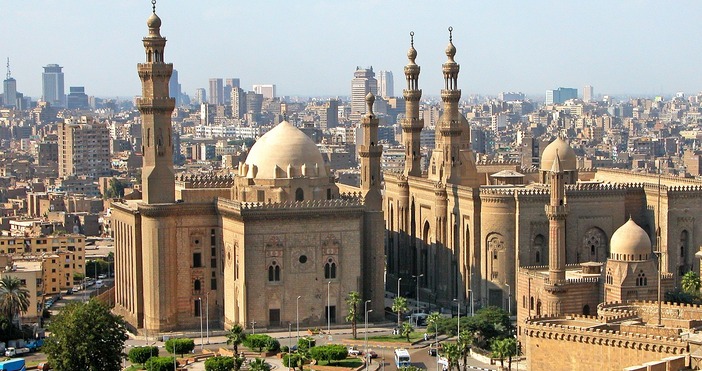Слаб старт на срещата за мир в Кайро  С големи отсъствия
