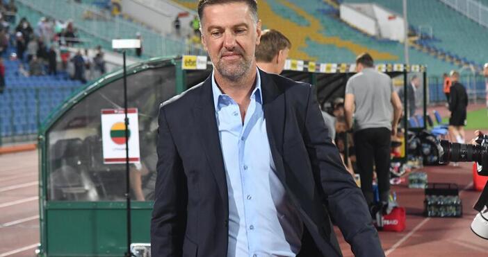 Селекционерът на националния отбор на България Младен Кръстаич е освободен