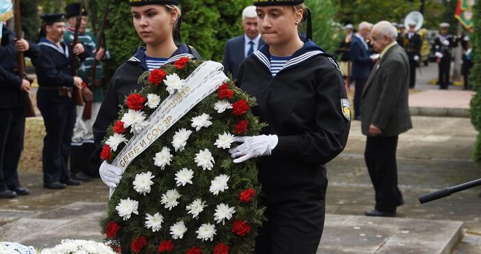 Снимки И тази година отдадоха почит на загиналите български воини:Всяка