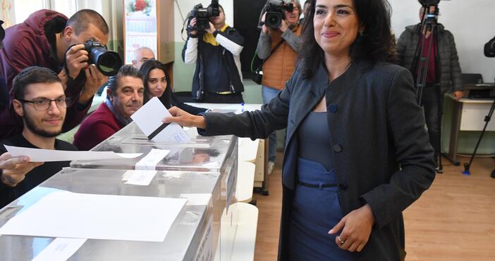 Ваня Григорова гласува на втория тур на местните избори в София