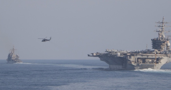 Военноморските сили на САЩ заловиха въоръжените лица които в неделя