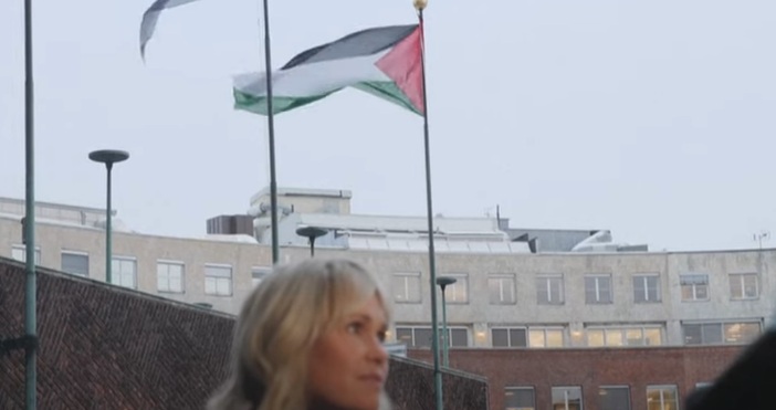 Кметството на Осло издигна палестинското знаме в знак на солидарност с населението