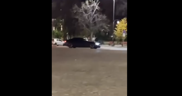 Нова твПояви се видео на опасен дрифт със спортен автомобил в пешеходното