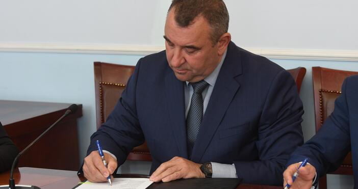 Освободиха директора на УМБАЛСМ Н.И. Пирогов д-р Валентин Димитров, съобщи