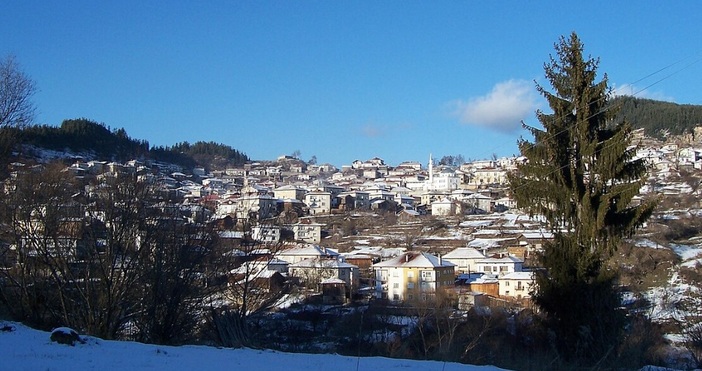 Разположен на 1358 метра надморска височина Доспат е най-високият град