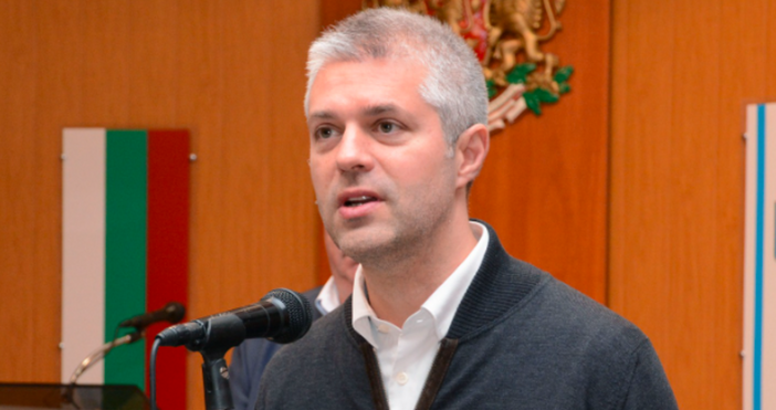 Варненският кмет Благомир Коцев освободи от длъжност досегашния зам.-кмет по строителството