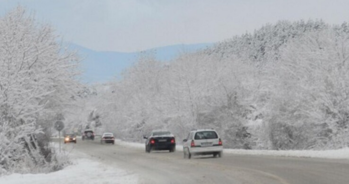 Снежна покривка в голяма част от България се очаква съвсем