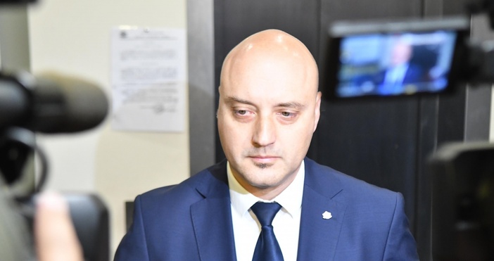 Министърът на правосъдието Атанас Славов положи държавния печат под измененията