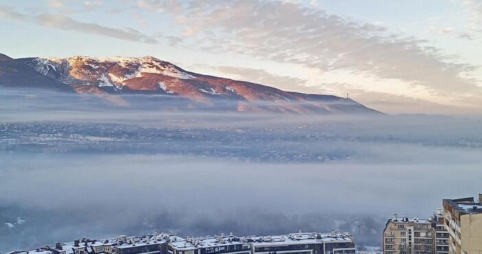 Въздухът в София има форма, цвят и вкус.Това е предизвикателство