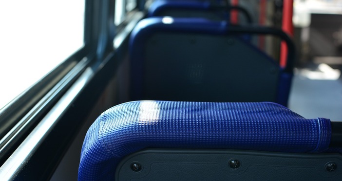  Български автобус с наши сънародници от часове е на сръбско-унгарската