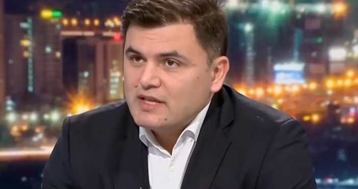 Виден икономист обяви добра новина за доходите на българите.Икономиката се