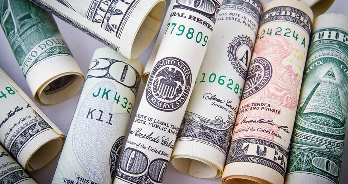 Отминалата 2023 г е най лошата година за американския долар от