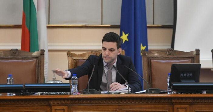 ПП ДБ предлага Никола Минчев за председател на парламента след ротацията