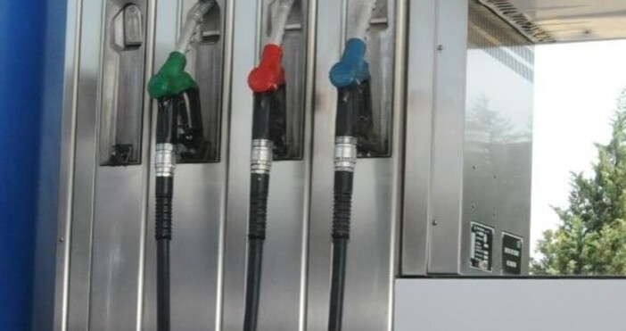 Кабинетът с важно решение за много българи Компенсации за скъпите горива отново