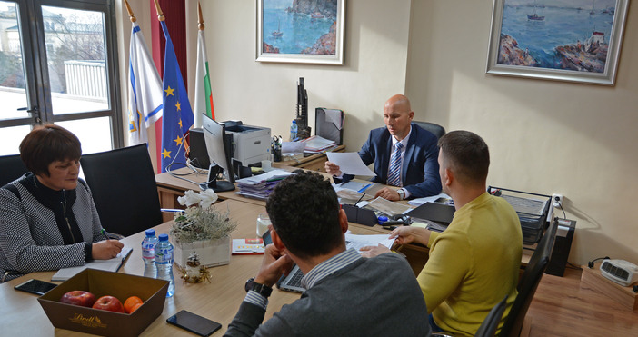 Новият кметски екип на Варна изрови от чекмеджетата на общината