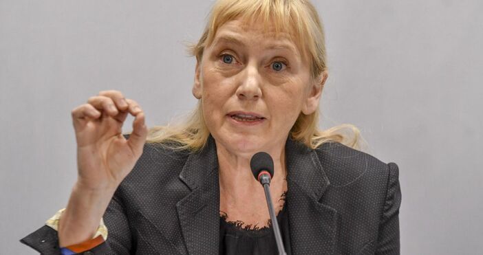 Чрез промените в Конституцията единствената амбиция на управляващото мнозинство е