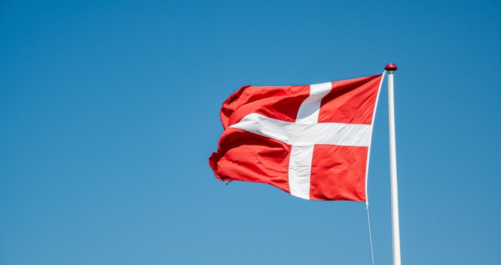 Датската фрегата Ивар Хюитфелт потегли за Аденския залив в понеделник