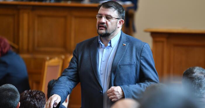 Депутатът от ПП–ДБ Настимир Ананиев говори по актуални теми в