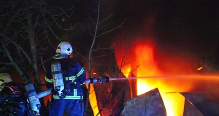 50 декара борова гора е изгоряла вчера при пожар съобщават