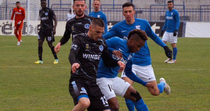 Бдин и Спартак играят при 0:0 през първото полувреме на мача от 22-рия