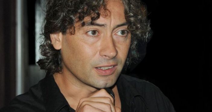 Христо Владимиров Чешмеджиев (роден на 29 февруари 1968 г.) е български актьор.Завършва