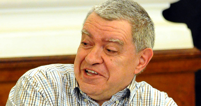 Михаил Михайлов Константинов е български учен  математик  професор бивш заместник председател на Централната избирателна