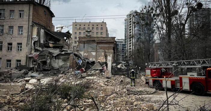 Русия нападна тази сутрин украинската столица Киев с хиперзвукови ракети