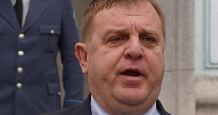 Председателят на ВМРО Красимир Каракачанов призова за обединение срещу сглобката.Време е
