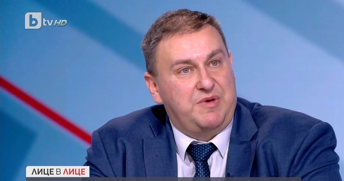 Евродепутатът от ГЕРБ Емил Радев заяви в предаването Лице в