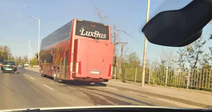 Украински автобус аварира на пътя преди Траката в посока Златни