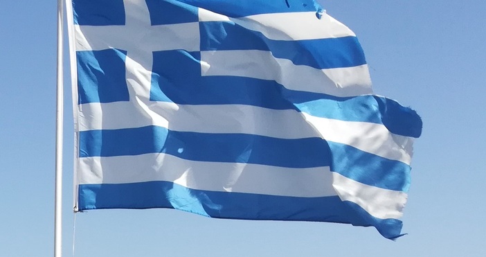 Работещите във всички гръцки медии участват в 24 часова стачка като