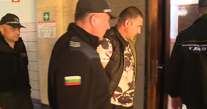 Окръжният съд в Русе остави за постоянно в ареста двама