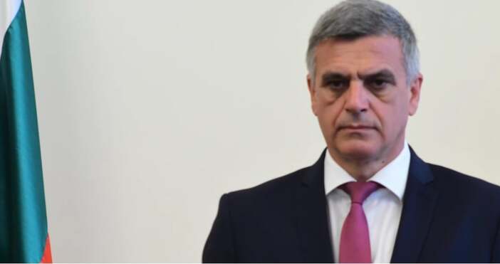 Геополитическите неизвестни и политическата нестабилност коментира бившият служебен премиер Стефан