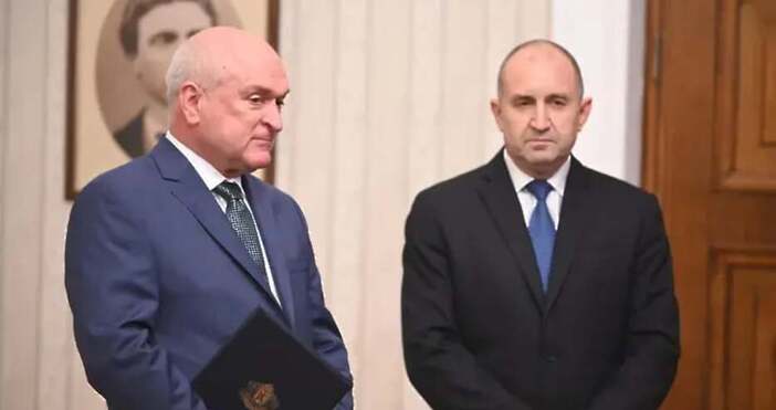 Президентът Румен Радев издаде указ и назначи служебния министър председател Димитър