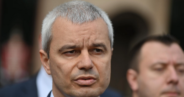 Възраждане поиска оставката на председателя на Народното събрание Росен Желязков