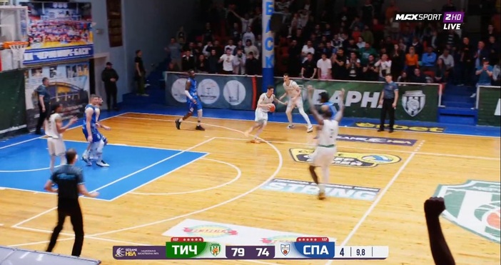 Баскетболистите на Черно море Тича съхраниха надежди за втория кръг