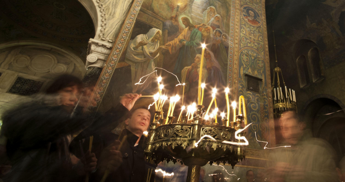 Христос воскресе Православният свят празнува чудото на Възкръсението на Божия