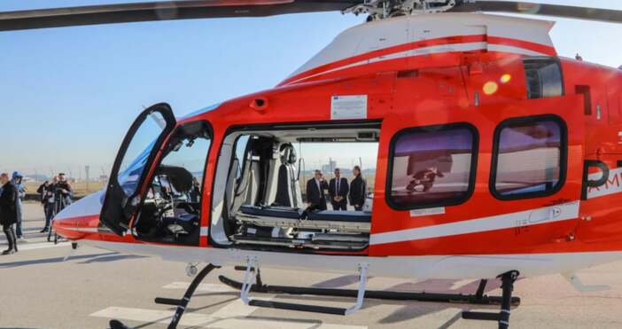 Първият държавен медицински хеликоптер за спешна помощ по въздуха още