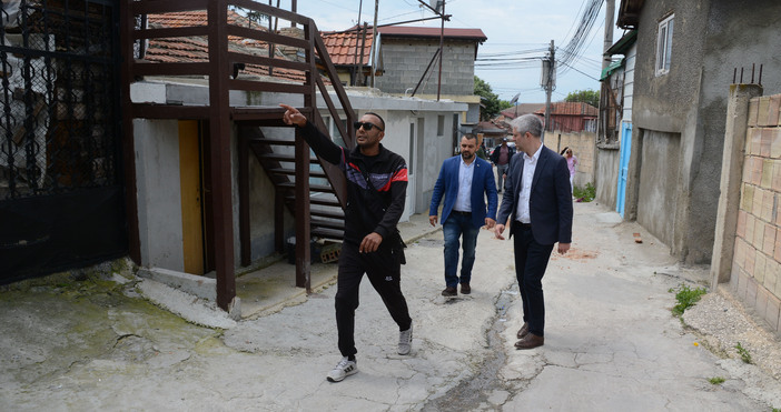 Представители на Община Варна и жители на Максуда достигнаха до