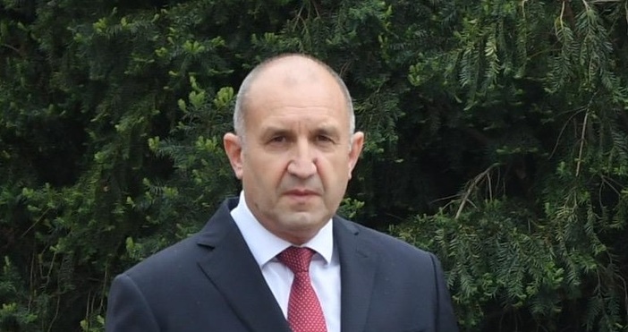 Съвсем скоро ще видите моя указ. Не казвам какъв е.