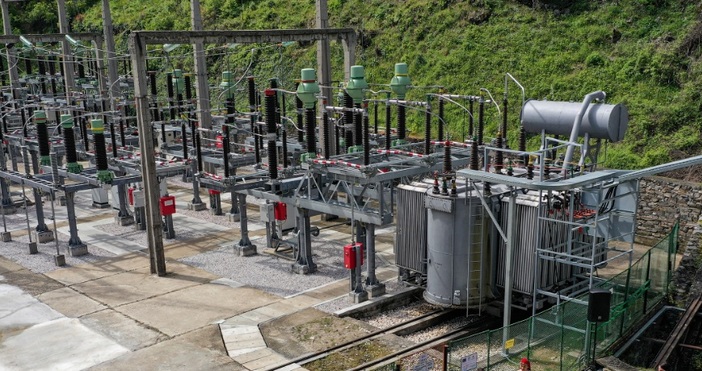 Националната електрическа компания НЕК регистрира огромен срив в печалбата през