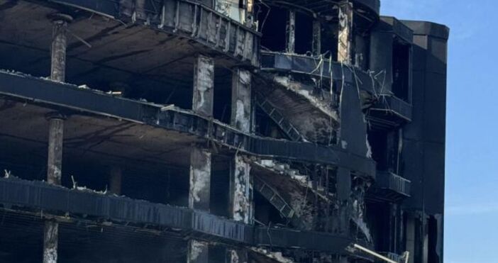 Тотално унищожен е хипермаркет Аветисян.5-етажната сграда на хипермаркет Аветисян“ във