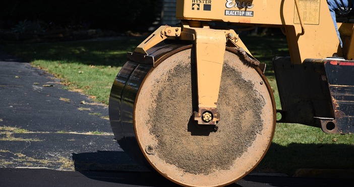 Днес Комисията за защита на конкуренцията Комисията КЗК извършва проверка