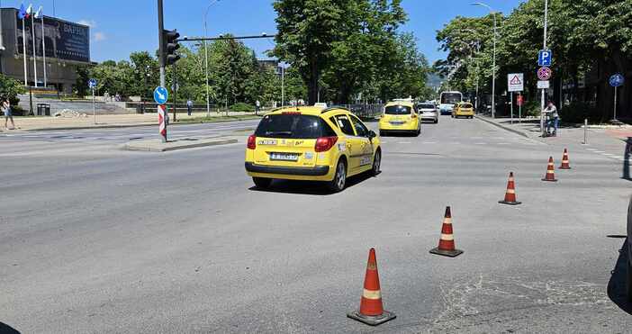 Няколко тапи във Варна има в момента сигнализират граждани във