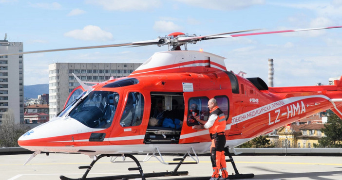 Екип на Центъра за спешна медицинска помощ по въздуха реализира