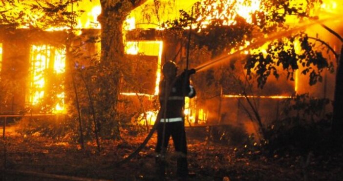 Пожарът в Хирургиите на УМБАЛ Св Георги е бил потушен
