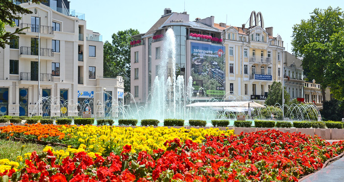Всички фонтани и шадравани във Варна работят Пуснати в експлоатация са