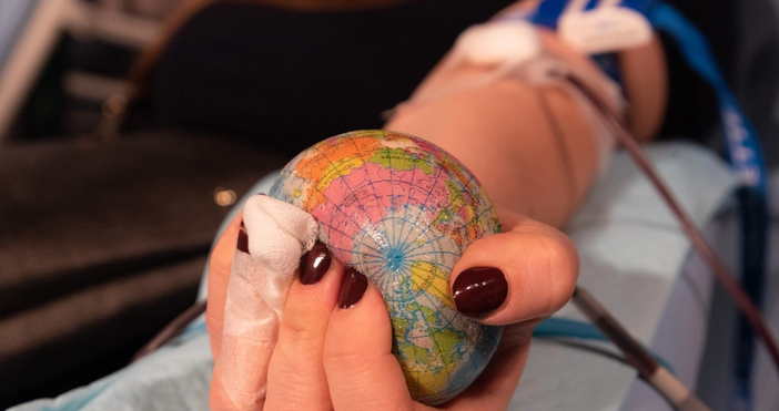 Всички които даряват кръв празнуват на този ден Отбелязваме Световния ден