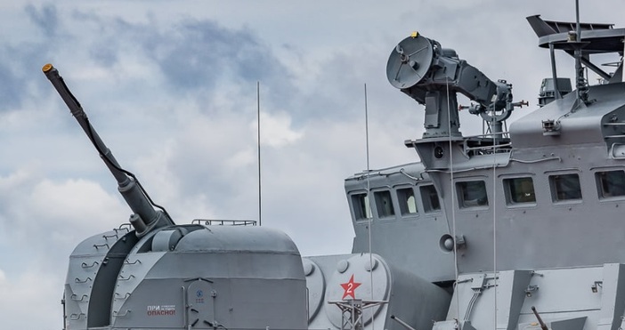Русия започна военноморски маневри в Тихия океан включващи учения за