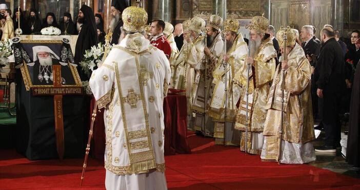 Светият Синод избира тримата претенденти за патриарх Според Устава на Българската
